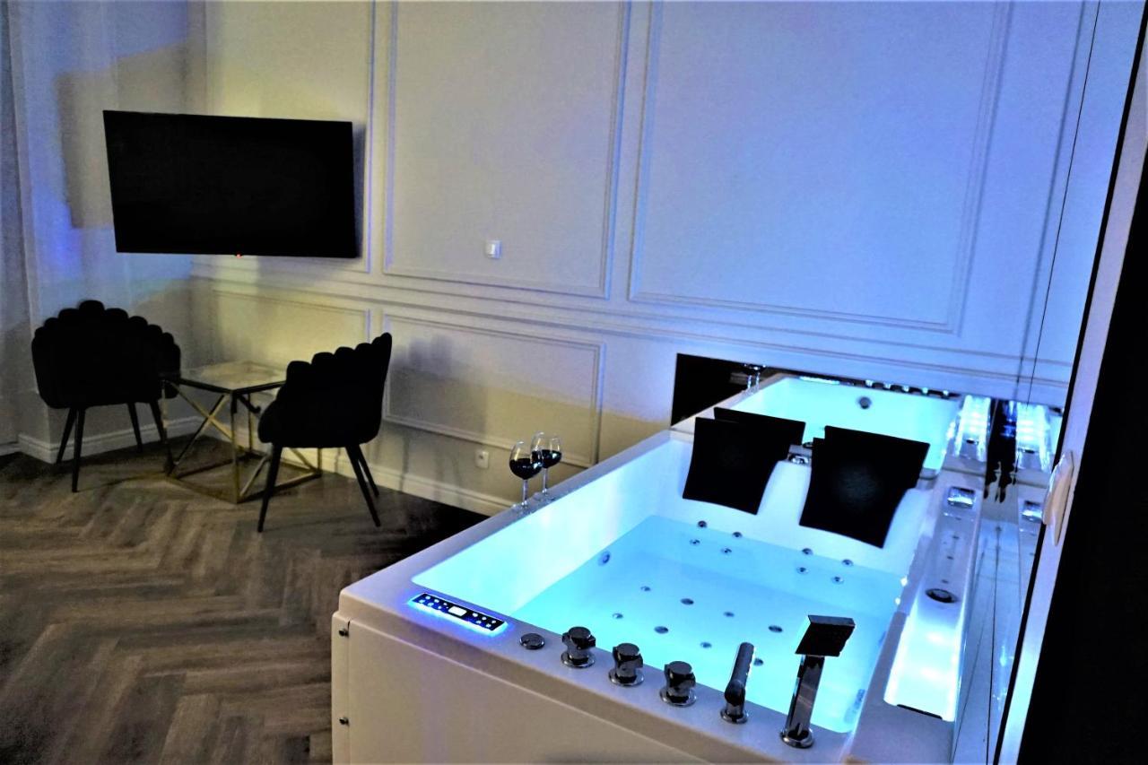 Luxury Jacuzzi Apartment Krakov Exteriér fotografie