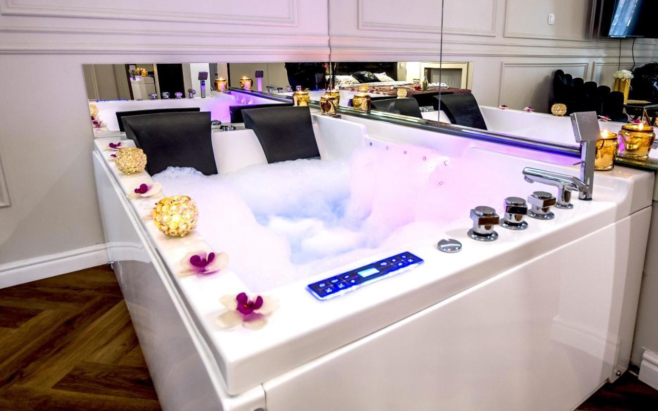 Luxury Jacuzzi Apartment Krakov Exteriér fotografie